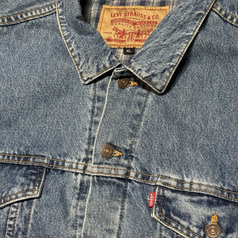 Vintage Levi's Plaid Lined Denim Trucker Jacket XL Made in USA 70699 Blue - Picture 5 of 13